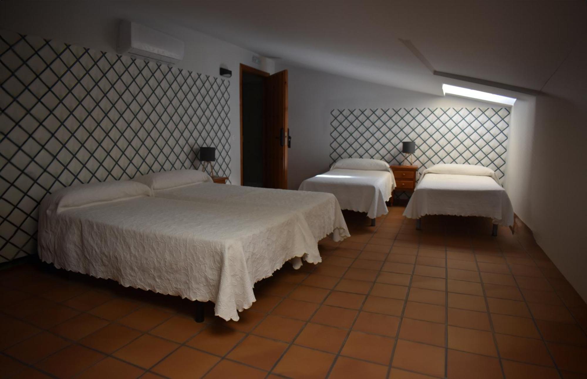 Hostal Altamira Guadalupe Guadalupe  Exteriör bild