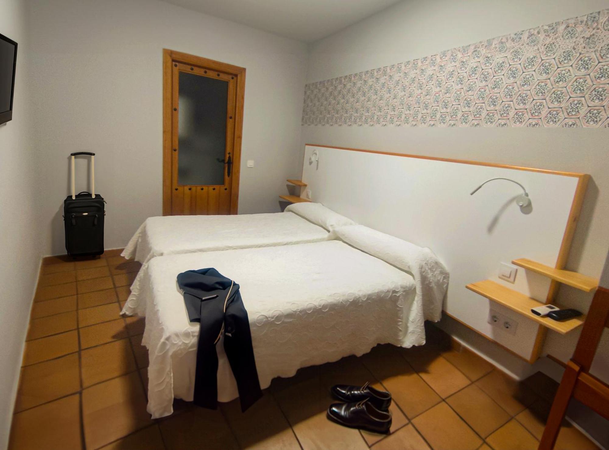 Hostal Altamira Guadalupe Guadalupe  Exteriör bild